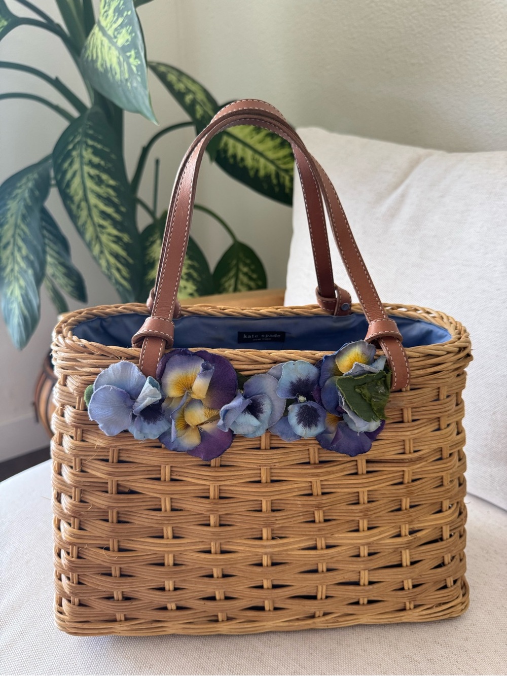RARE Kate Spade New York Floral Wicker Woven Basket Bag Nuetral Tote Handbag - Picture 3 of 17